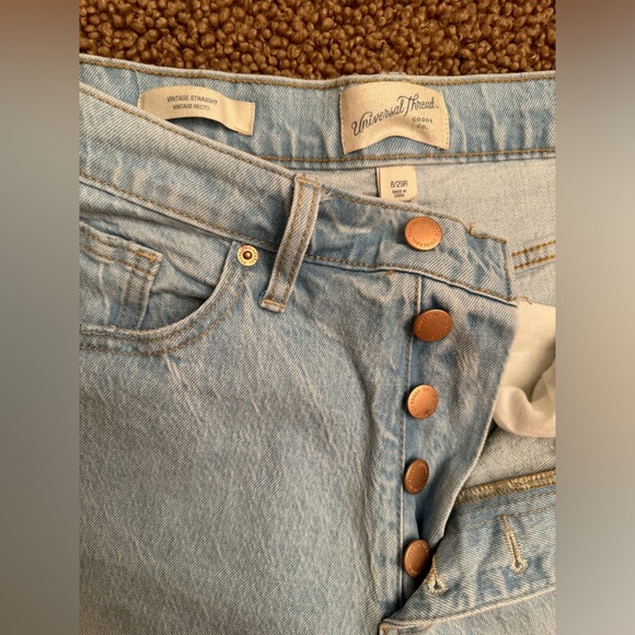 Universal thread, vintage straight button fly size 8 jeans - Picture 2 of 4